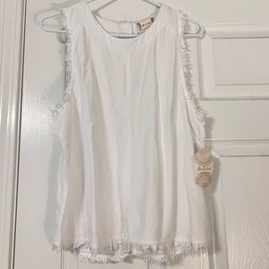 Altard state “sarah fray hem tank”